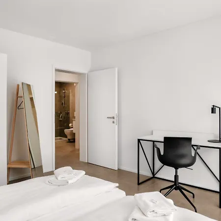 Appartamento Loctowers A2-8-1 By Interhome