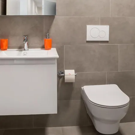 Appartamento Loctowers A2-8-1 By Interhome *