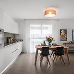 Loctowers A2-8-1 By Interhome Λοκάρνο
