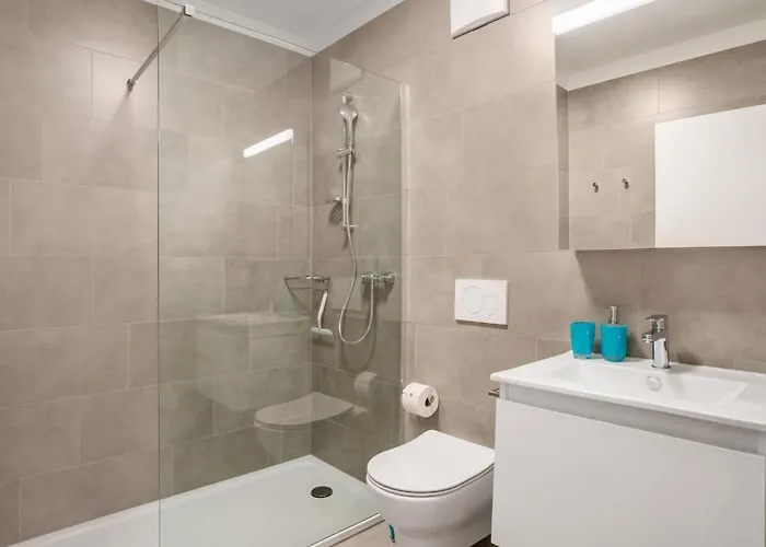 Apartament Loctowers A2-8-1 By Interhome Locarno